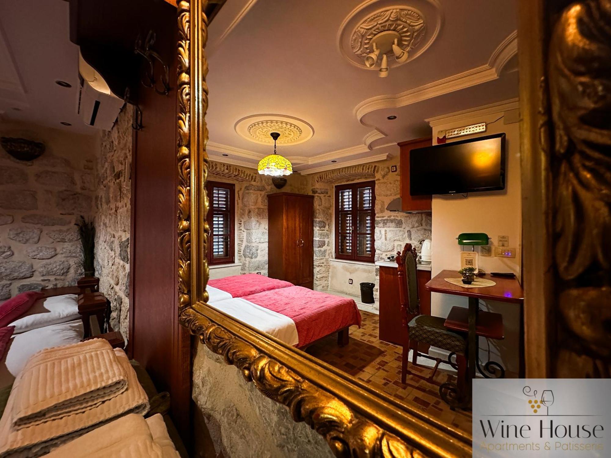 Apartments Wine House Old Town Kotor Exterior foto
